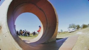 Чудаки (Jackass): Фильм второй: Мини мёртвая петля