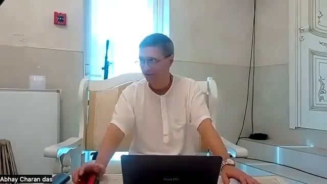 Шримад Бхагаватам 7.15.70. Абхай Чаран дас 08⧸05⧸2026. смотреть онлайн