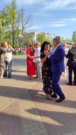 Поднимите бокалы..... 09.05.26.