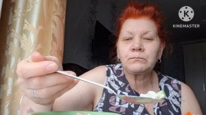 готовлюсь к обеду и обедаю