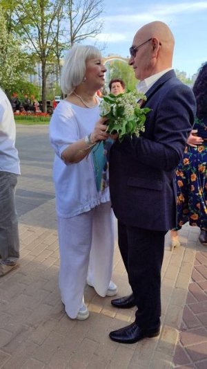 Голубок с голубкою воркует..... 09.05.26.
