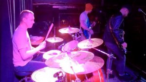 The Neverending Youth - Trap (live short)