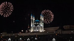 Праздничные салюты в честь Дня Победы прогремели в Санкт-Петербурге, Волгограде, Казани, Новосибирск