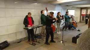 Музыканты в метро