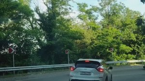 Серпантин на подъезде к Сочи Вредные водители на дорогах Остаётся только петь 😃