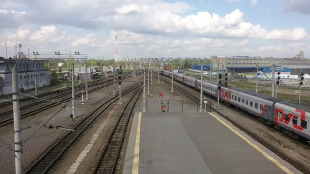 Вид с балкона Ладожского вокзала под стук колес для крепкого сна