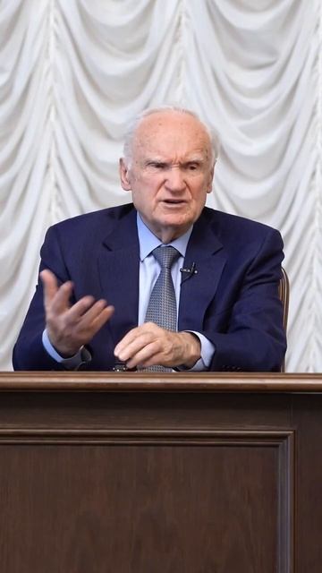 ☦ НУЖНО ЛИ ГОВОРИТЬ О БОГЕ❓🙏 смотреть онлайн