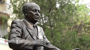 В Махачкале открыли бюст композитора Наби Дагирова