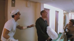 Чудаки (Jackass): Фильм второй: Валентинка