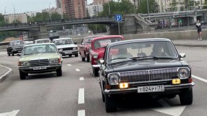 По улицам Москвы прошел патриотический автопробег.