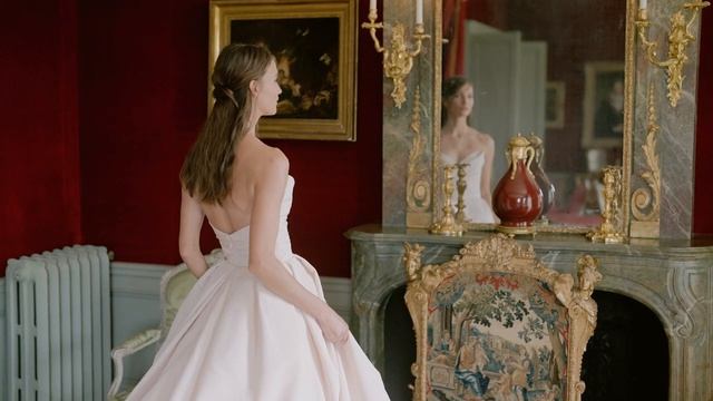 Monique Lhuillier Fall 2023 Bridal