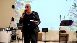 5) Концерт «Мелодии русской души» (С. Есенин «Королева»).