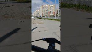 стант в Омске возле школы