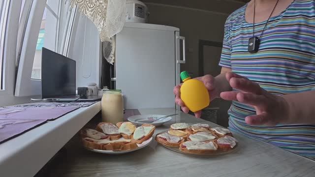 43 на солнце.. Хоть немного легче стало. Деньги плОчены, выбрасывать нельзя!
