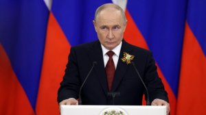 «День Победы — не комедийное шоу»: Путин о священности 9 Мая и попытках политизировать праздник