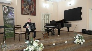 В природе черпаю я вдохновенье 2026