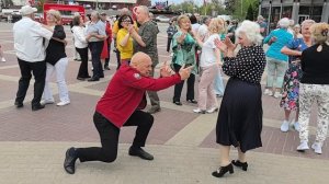 Плачет одинокий саксофон... 10.05.26...