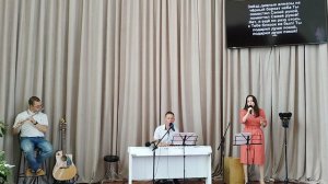 «Звёзд дивные алмазы»; «Через внешние дворы»