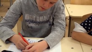 ДЕВОЧКИ ПОССОРИЛИСЬ.ЧТО СЛУЧИЛОСЬ