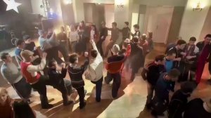 Ээу, хорош трепаться там, врубай давай! Слово пацана, Пыяла