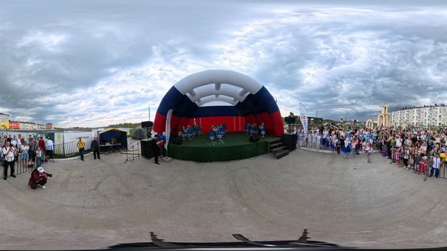 17_Танцевальный коллектив Виктория, "На полянке" (VR-360)