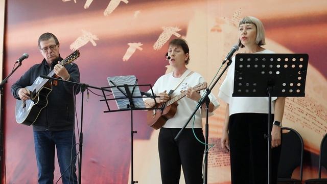 «Помнит сердце, не забудет никогда!» ко Дню Победы  Клуб бардовской песни «Встреча» (6+)