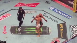 ЧИМАЕВ vs СТРИКЛЕНД: ЧТО ТВОРИЛОСЬ ПОСЛЕ БОЯ НА UFC 238 / Сенсация года и ОБЪЯТИЯ после конфликта