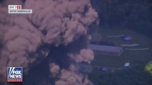 🇺🇸Крупный пожар вспыхнул на заводе по переработке пластика в Теннесси в США, передает Fox News…🔽