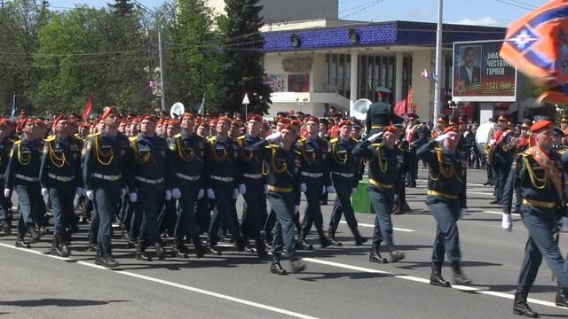 Торжественный парад ко Дню Победы • 09.05.26 смотреть онлайн