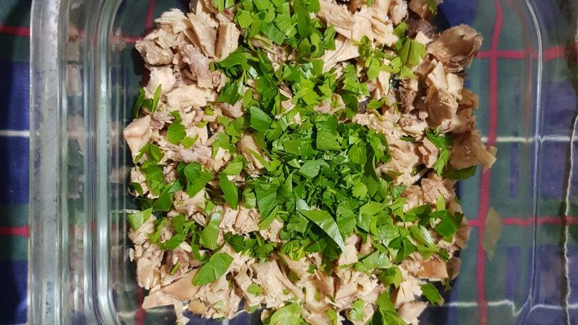 Мясное заливное со свежей зеленью смотреть онлайн