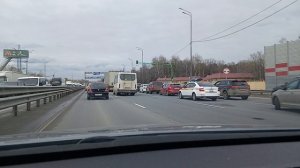 Слушаю стендап в машине, еду на Kia ceed sw по Горьковковскому шоссе
