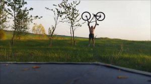 Человек с железным оленем.