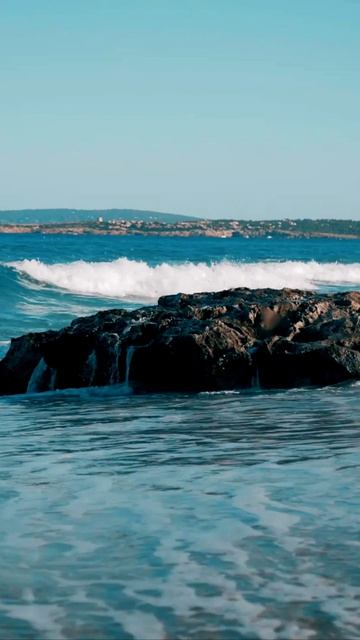 Свобода мыслей 🕊️ Шум волн ночью 💙 Белый песок 🏖️