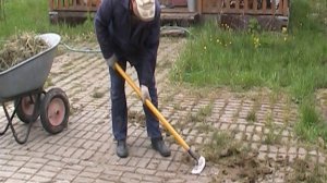 ПРИСПОСОБЛЕНИЕ ДЛЯ ЛИКВИДАЦИИ СОРНЯКОВ НА ДОРОЖКАХ! МАЙСКИЕ...ВИНОГРАД, КОРМЛЮ РЫБУ, КЛУБНИКА!
