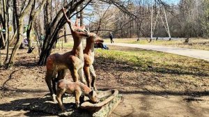 Фигуры в Измайловском парке