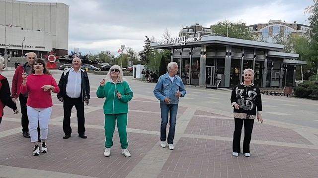 Дискотека начинается... 11.05.26... смотреть онлайн
