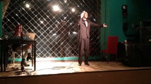 Игорь Заиконников (автор песни) - О Новый год (Караоке-Бар «Золберг» дек 2023)