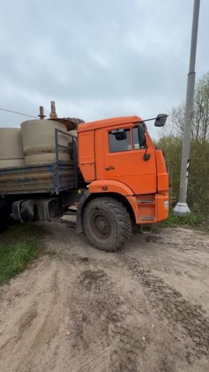 Заезжаем на участок