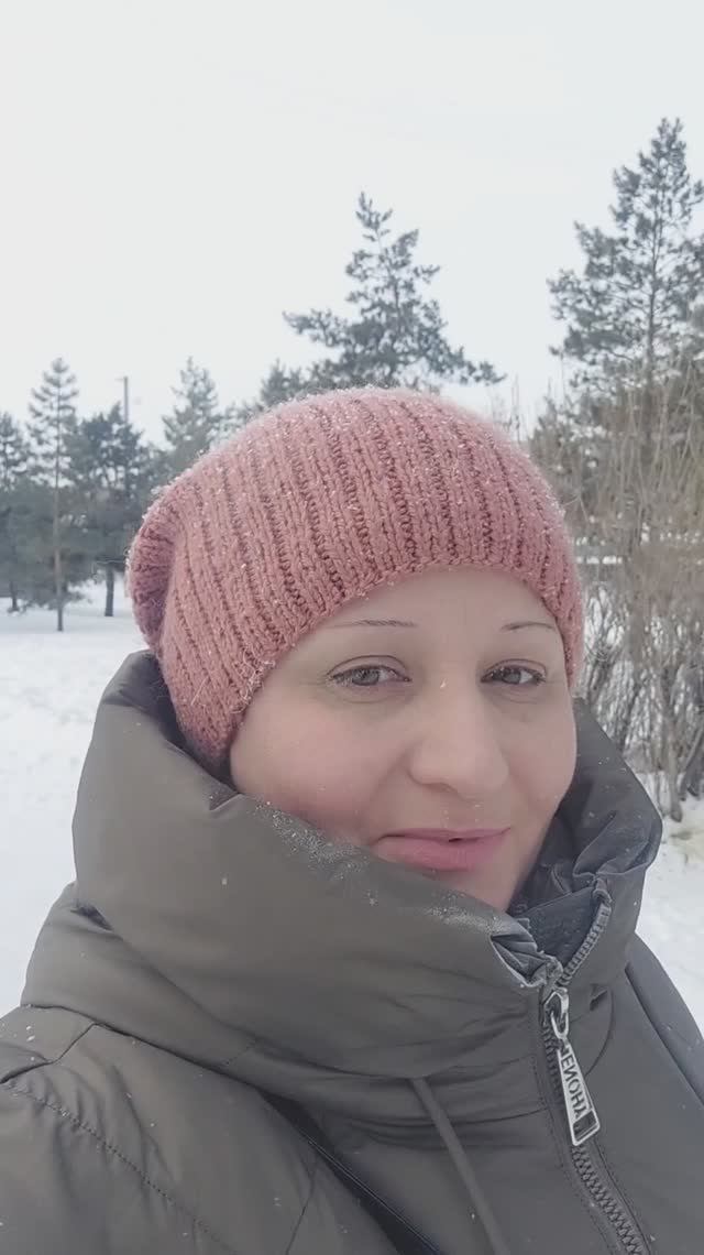 Влог из Марта. От морозной вьюги до весенней оттепели. Вяжу цветочки.