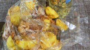 Сочные ребрышки барбекю с картофелем