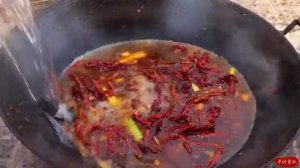 Самый интенсивный пир из овечьей головы! Варка 6 часов и полив горячим маслом!!