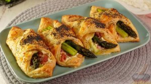 СЛОЙКИ С ТВОРОГОМ, БЕКОНОМ И СПАРЖЕЙ