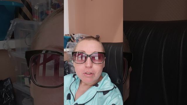 11 мая выход в кино, поход по магазинам.