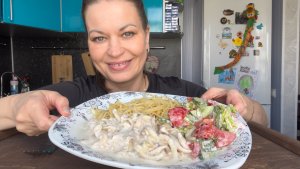 МУКБАНГ СПАГЕТТИ/КАЛЬМАРЫ/ОВОЩНОЙ САЛАТ/MUKBANG ЕДА ОБЖОР