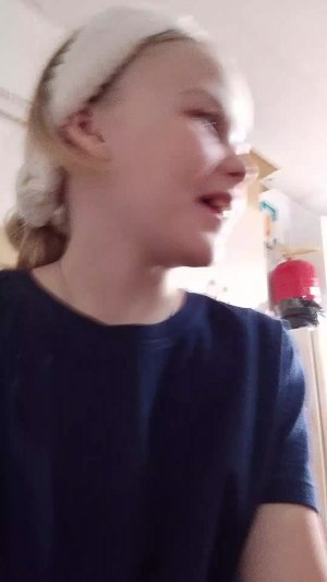 настя @