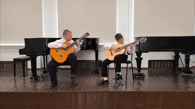 Г. Гладков, песенка Черепахи из м/ф "Львёнок и Черепаха", обработка Е. Климова.