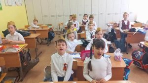 2а 6ая школа с наступающим праздником