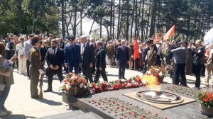 Возложение цветов к вечному огню 09.05.2026