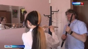 Заслуженные артисты России выступили в Севастополе