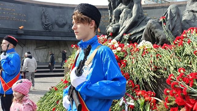 Казайчата в почетном карауле на площади Победы 9 мая 2026 года
